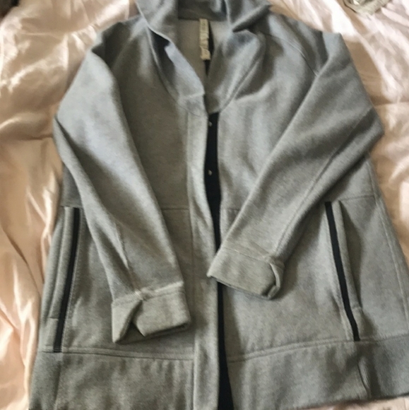 Lululemon Ying to My Yang Cardigan - Picture 10 of 12